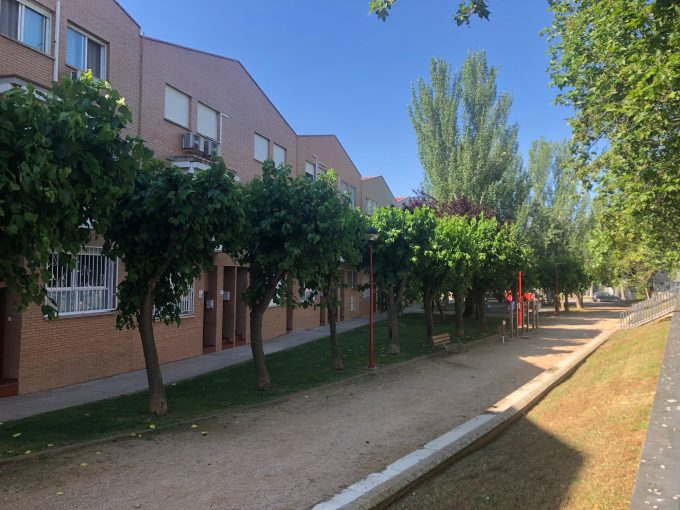 Casa Adosada en Utebo